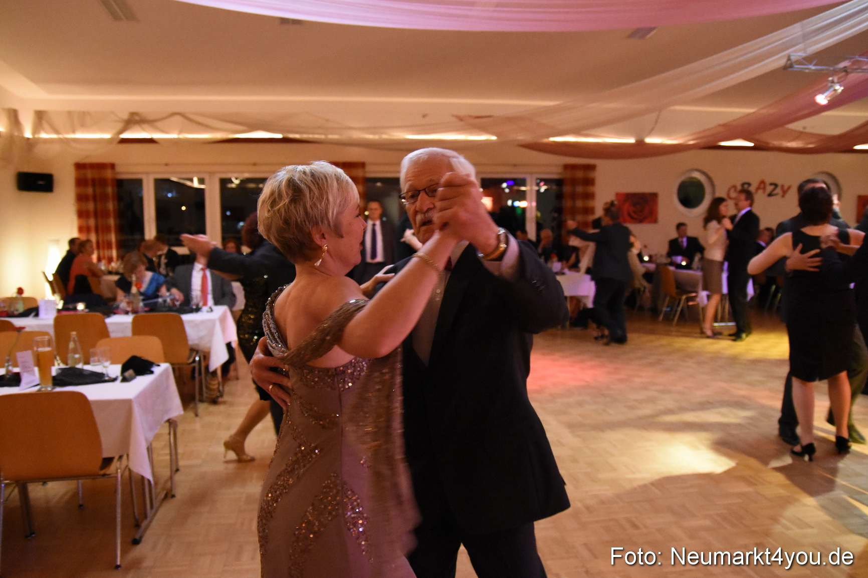 Crazy ASV Herbstball 051116 0042