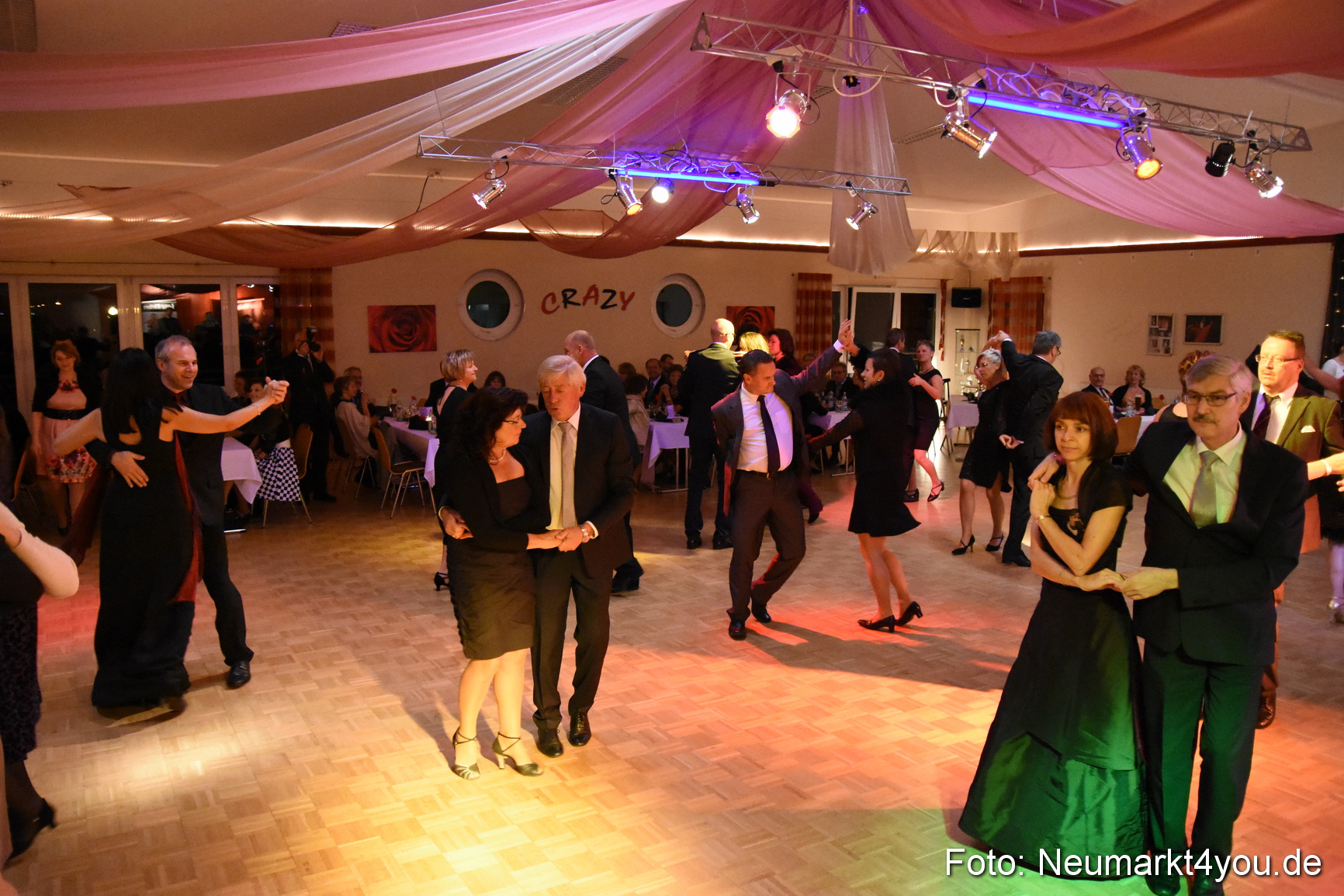 Crazy ASV Herbstball 051116 0050