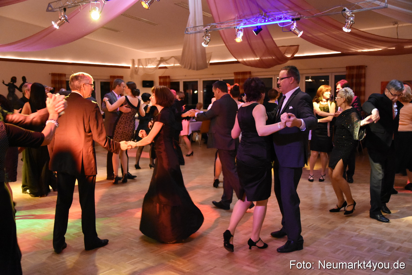 Crazy ASV Herbstball 051116 0056