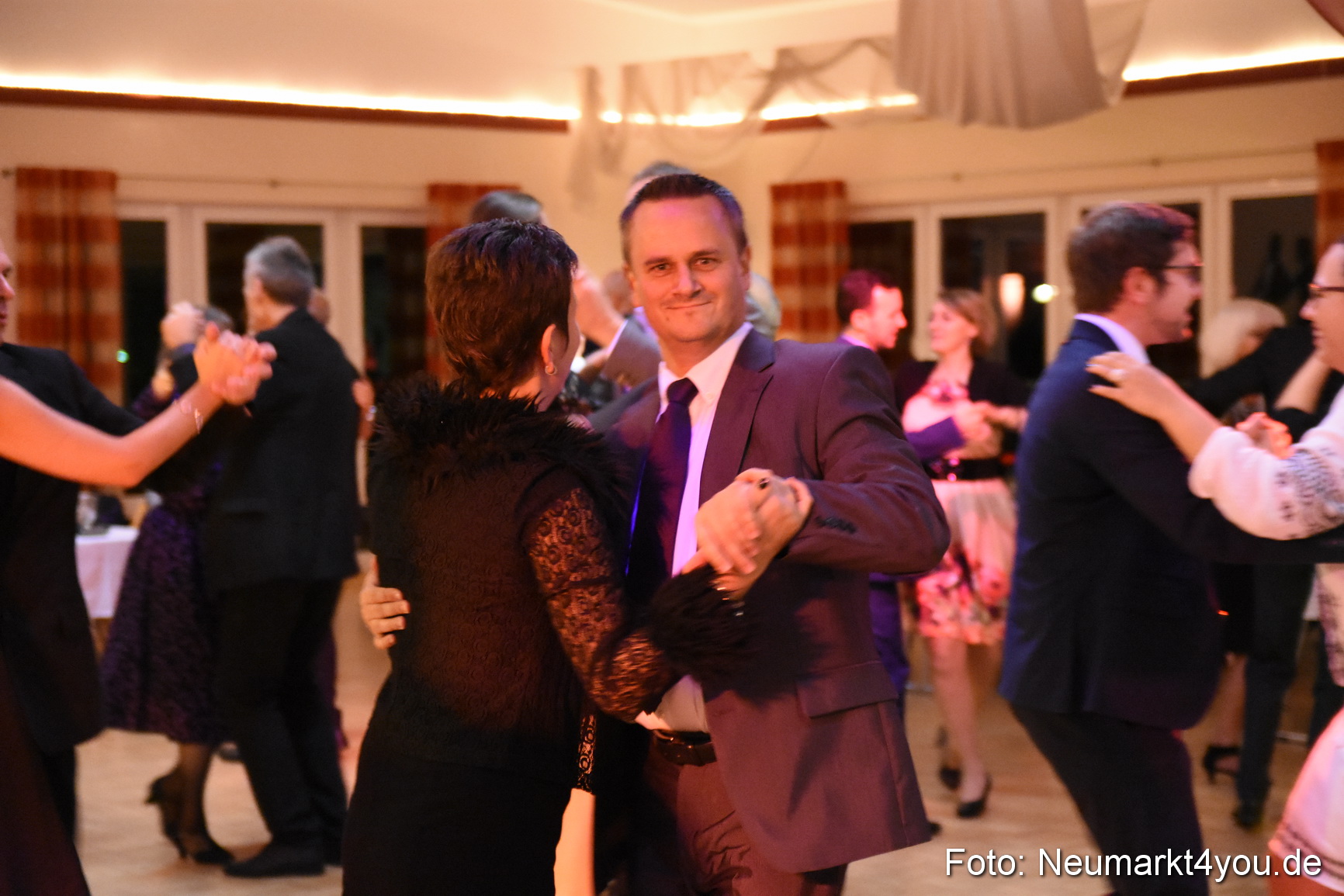 Crazy ASV Herbstball 051116 0058