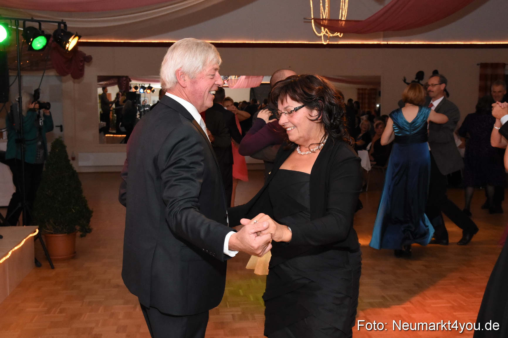 Crazy ASV Herbstball 051116 0073