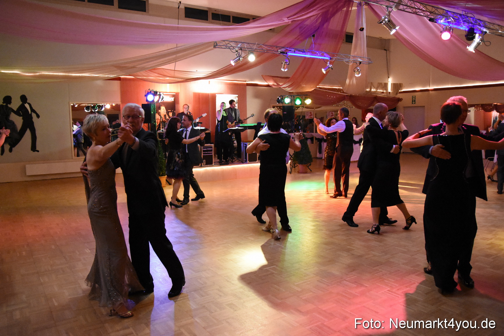 Crazy ASV Herbstball 051116 0097