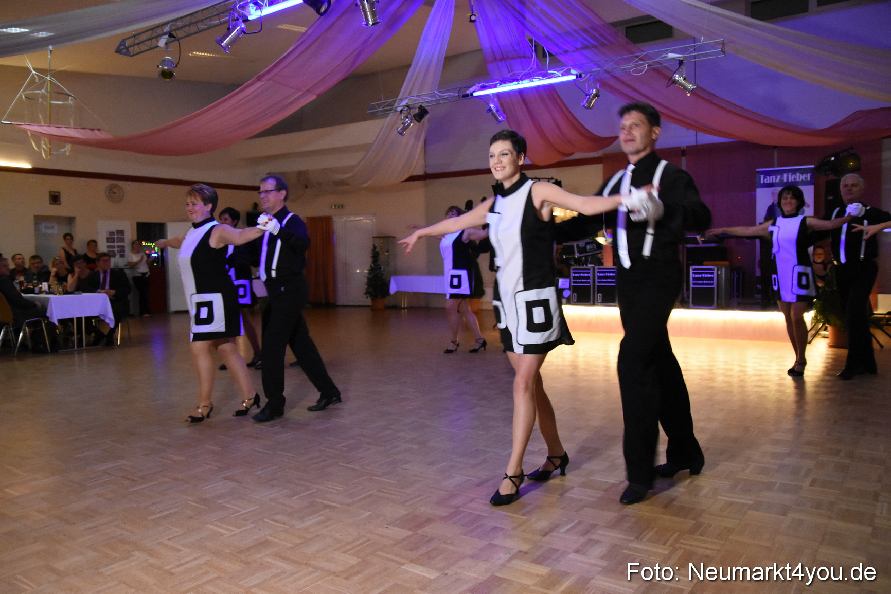 Crazy ASV Herbstball 051116 0101