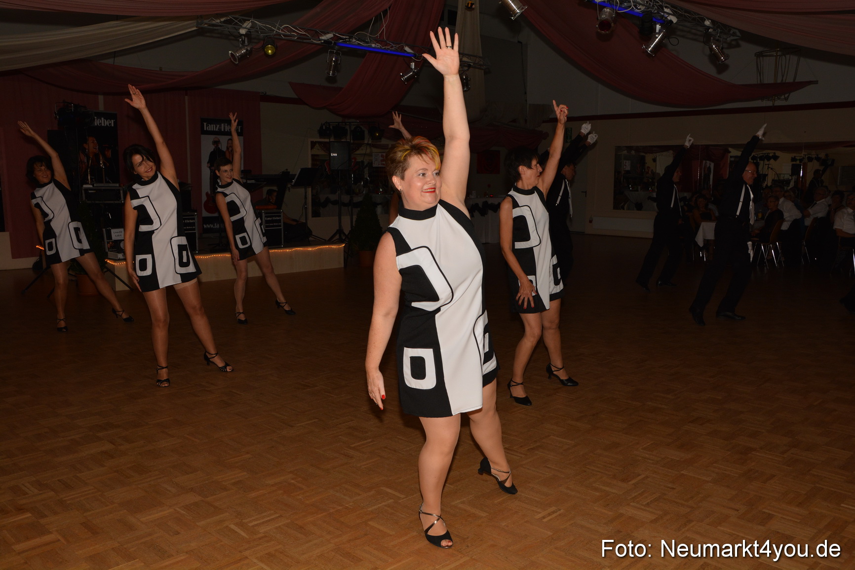 Crazy ASV Herbstball 051116 0110