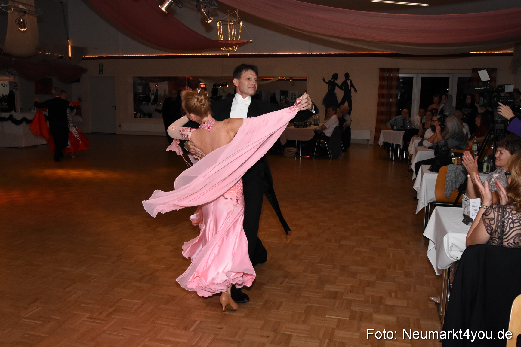 Crazy ASV Herbstball 051116 0122