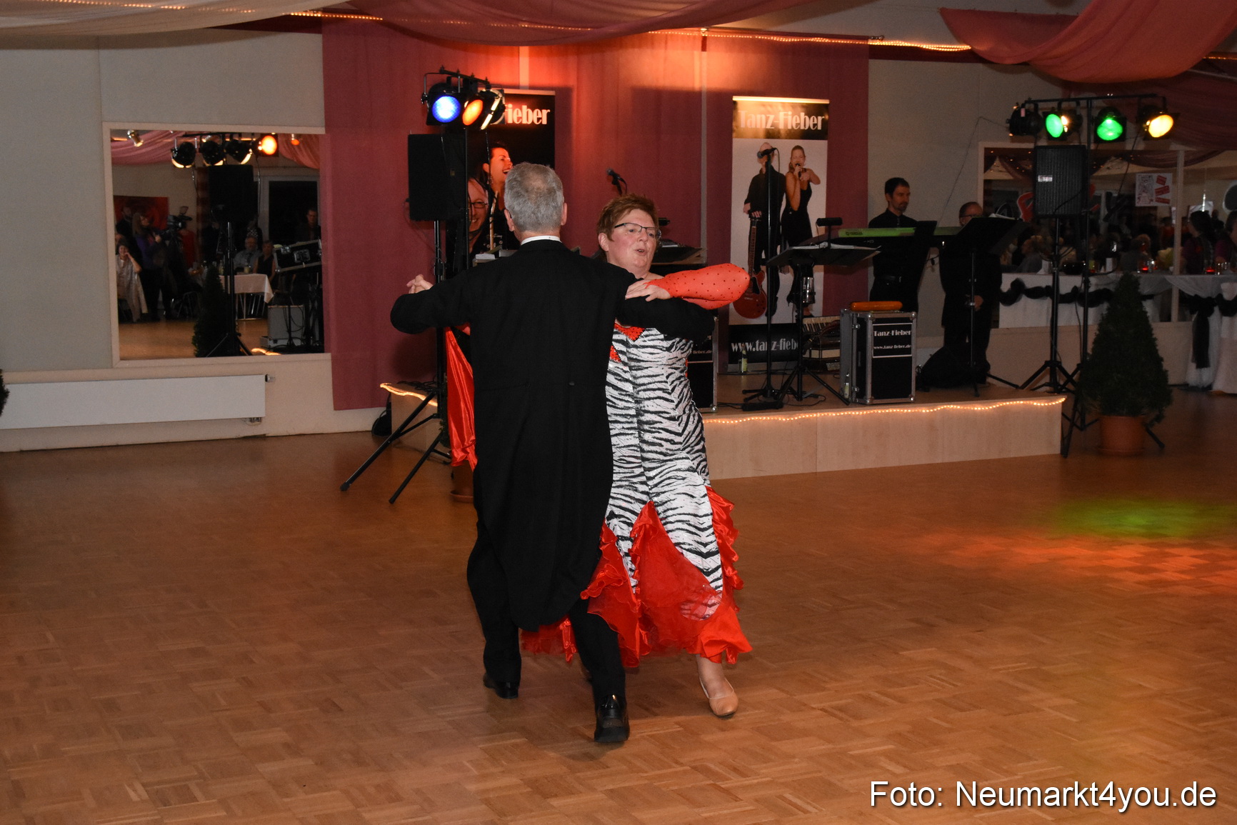 Crazy ASV Herbstball 051116 0128