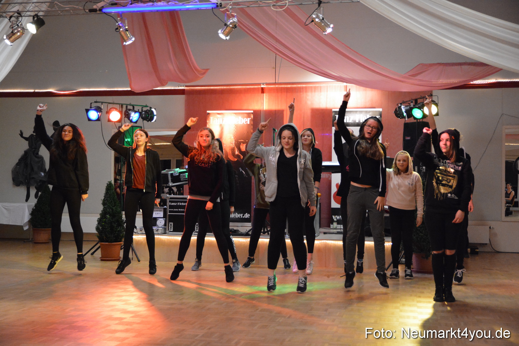 Crazy ASV Herbstball 051116 0134