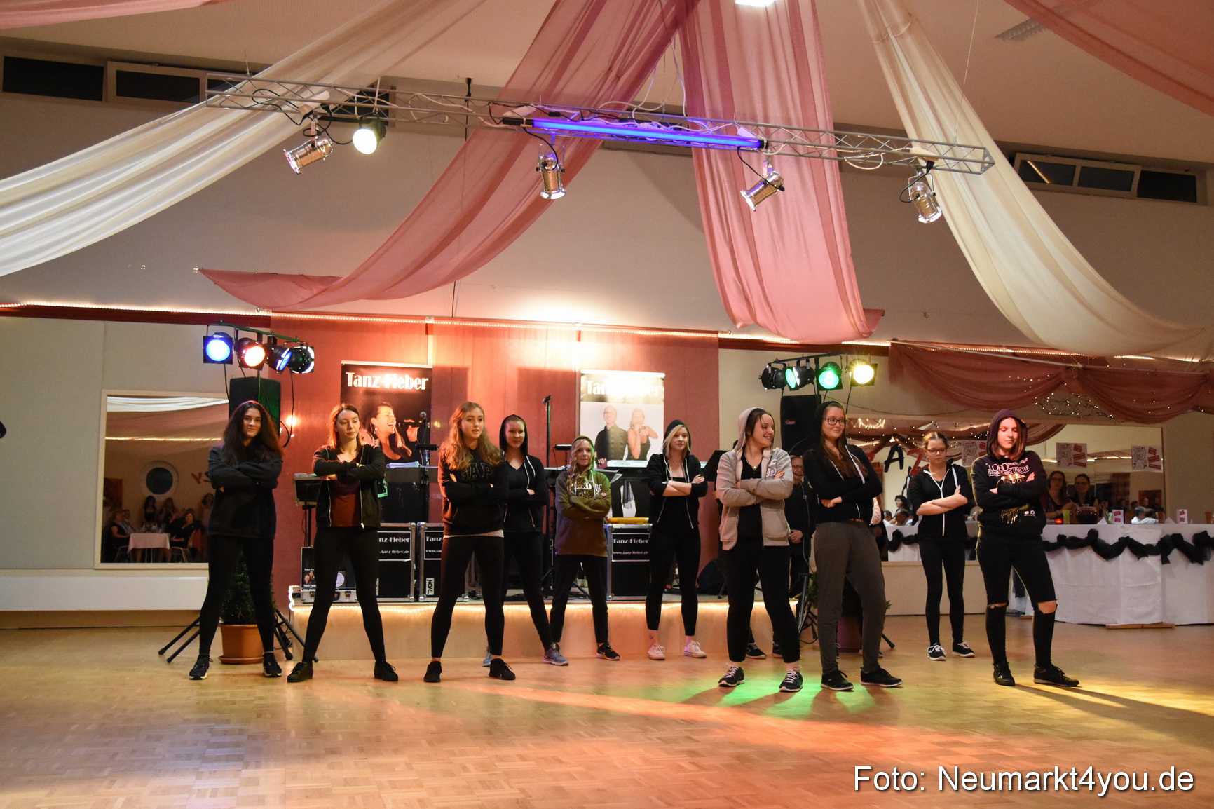 Crazy ASV Herbstball 051116 0135