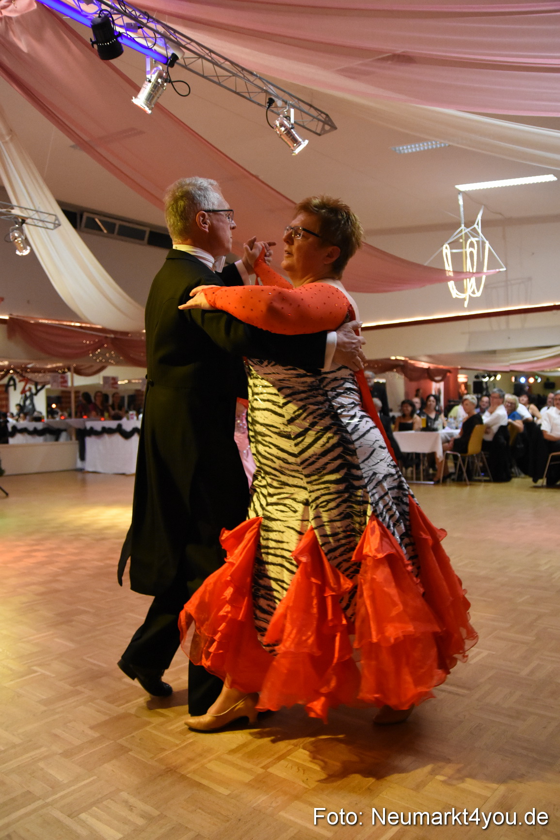 Crazy ASV Herbstball 051116 0141