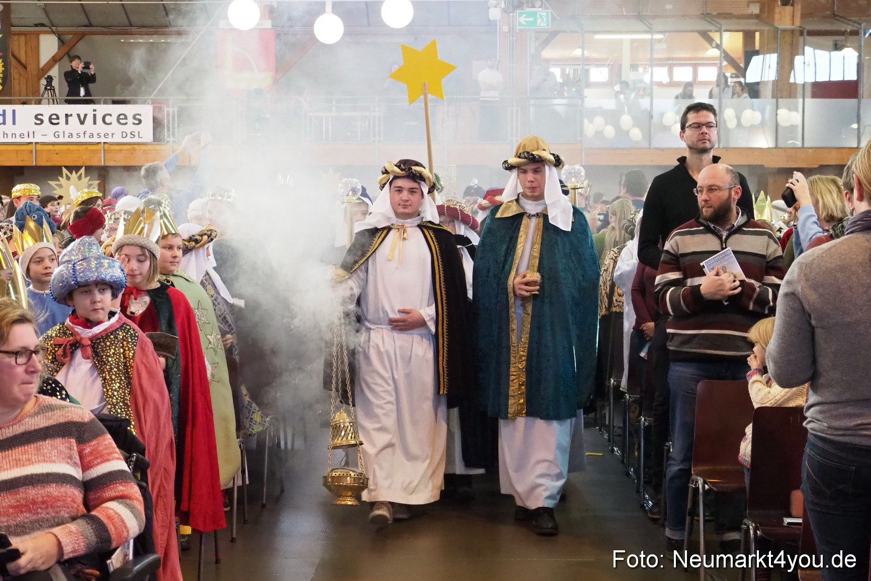 Sternsinger in Neumarkt 291216 0127