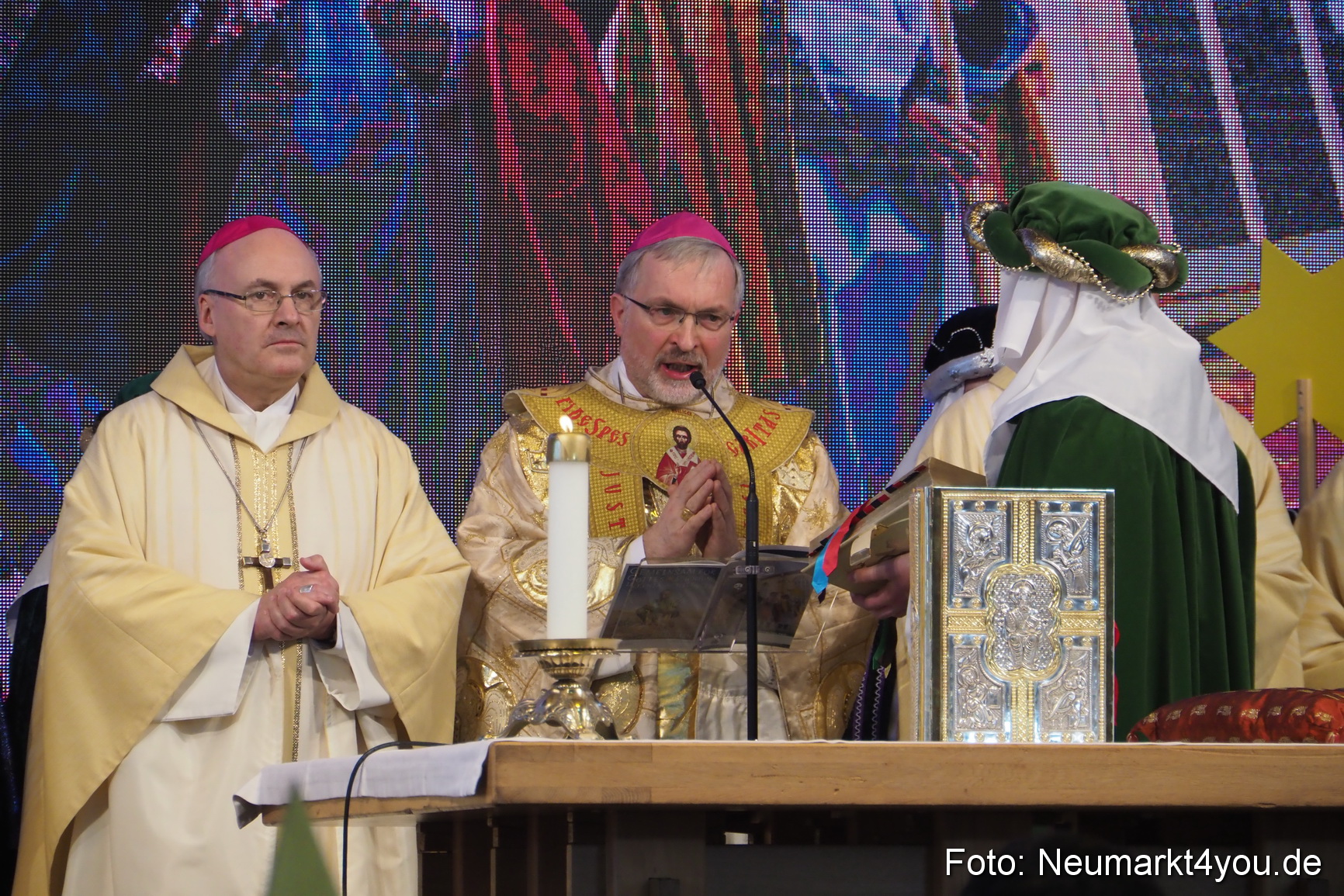 Sternsinger in Neumarkt 291216 0141