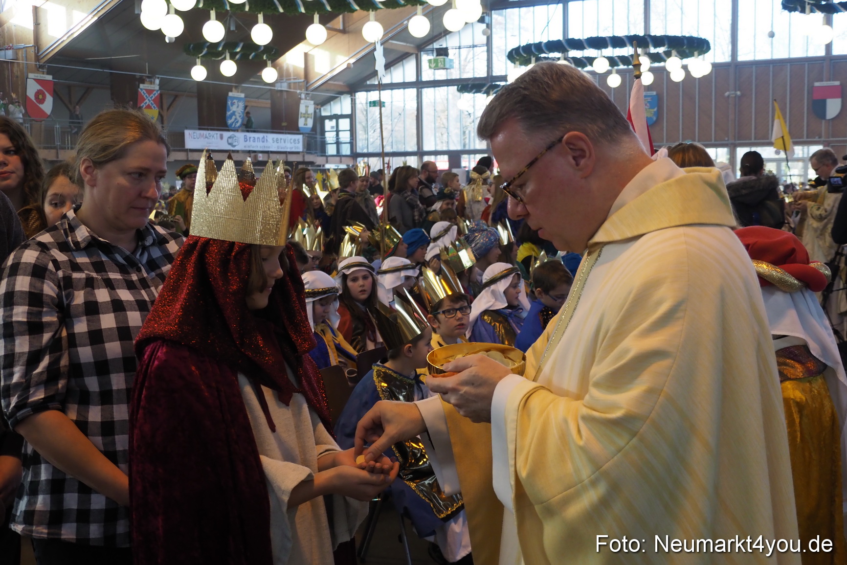 Sternsinger in Neumarkt 291216 0173