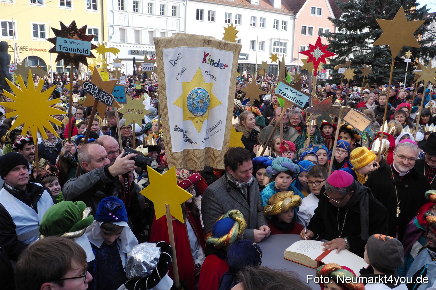 Sternsinger in Neumarkt 291216 0224
