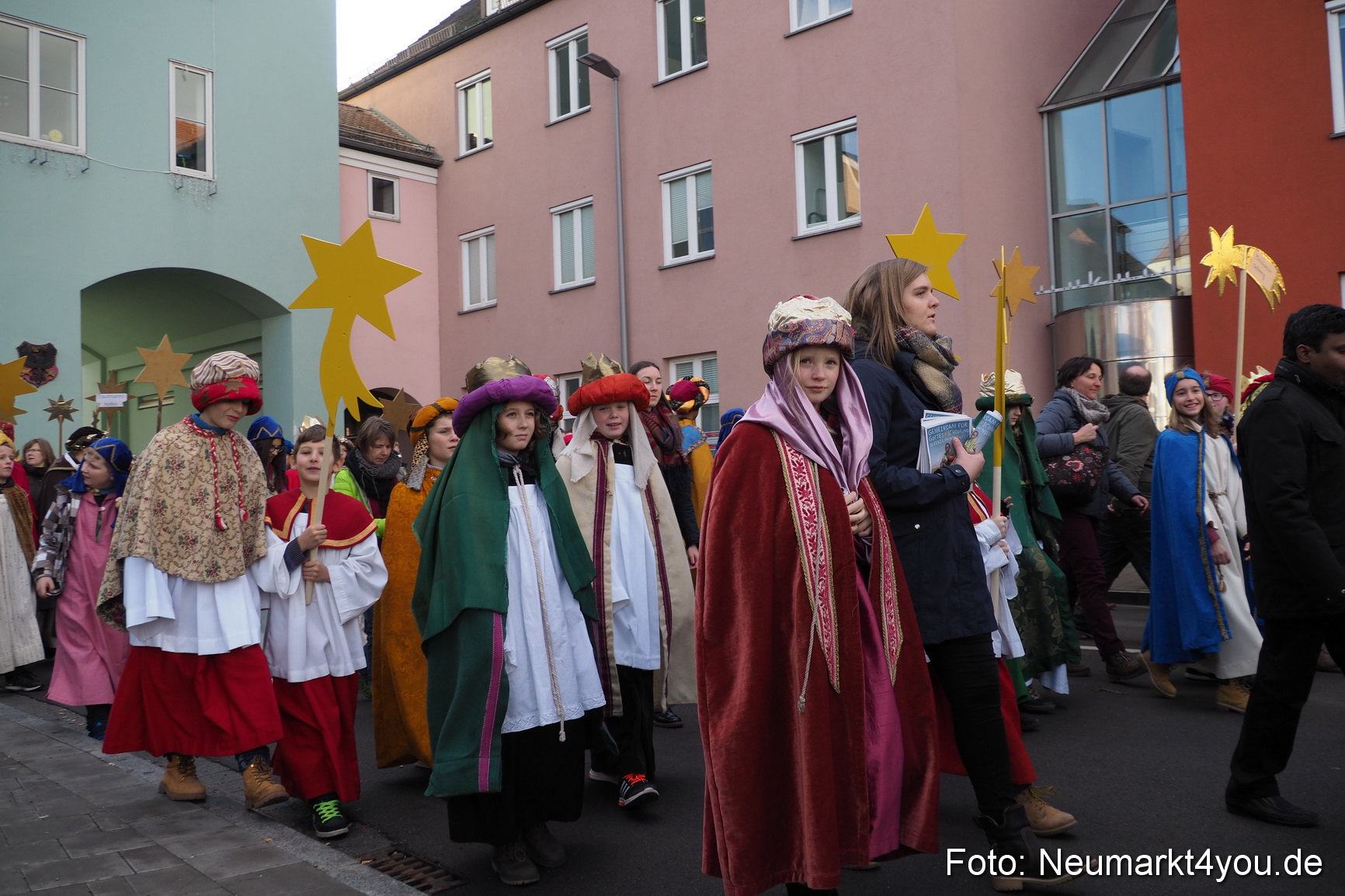 Sternsinger in Neumarkt 291216 0236