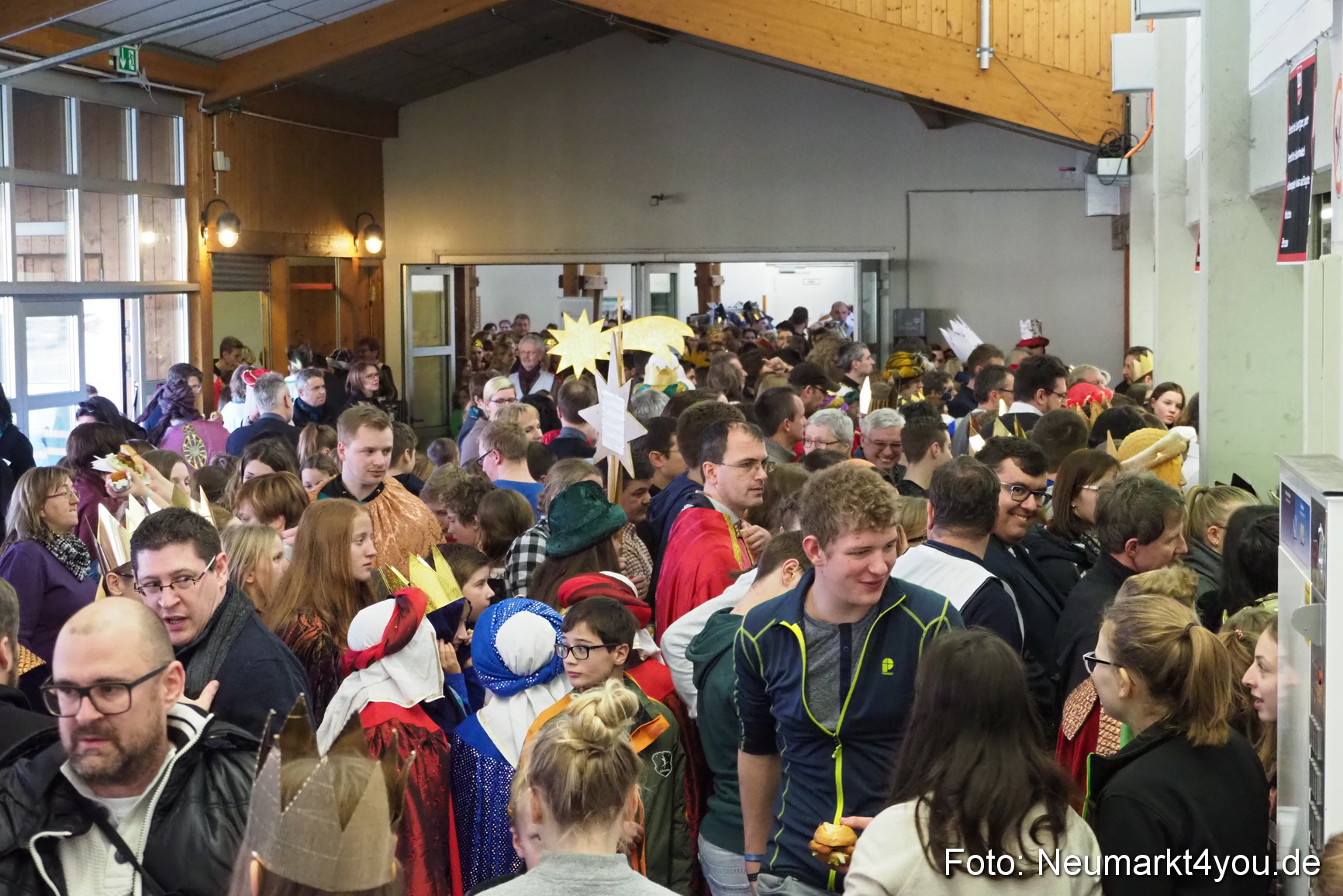 Sternsinger in Neumarkt 291216 0241
