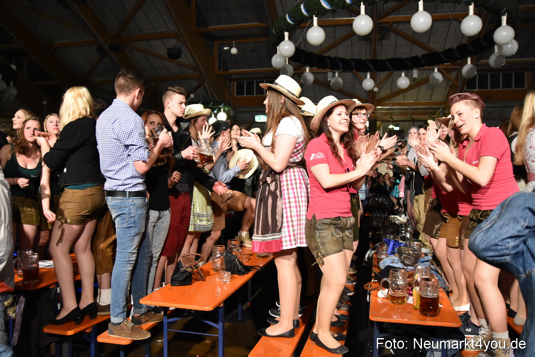 Frühlingsfest Neumarkt 2016 220416 0122