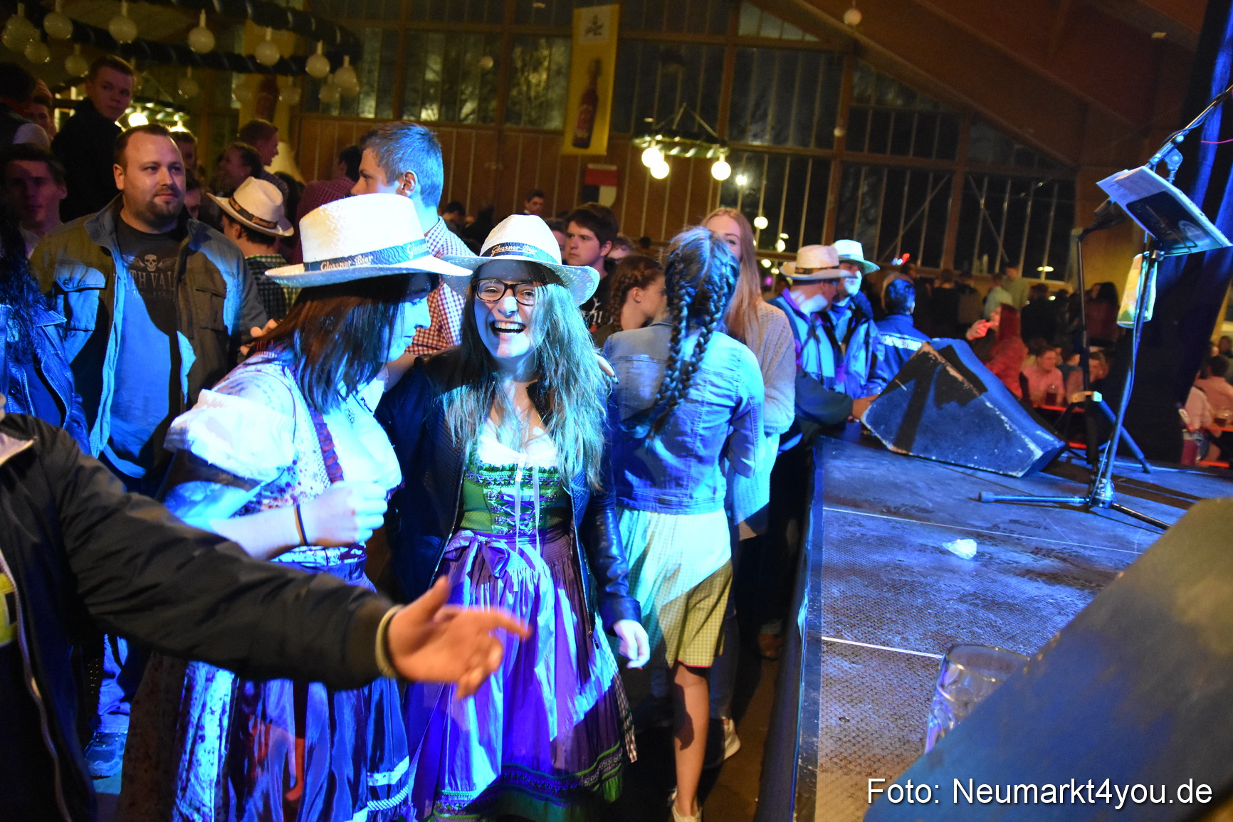 Frühlingsfest Neumarkt 2016 220416 0123