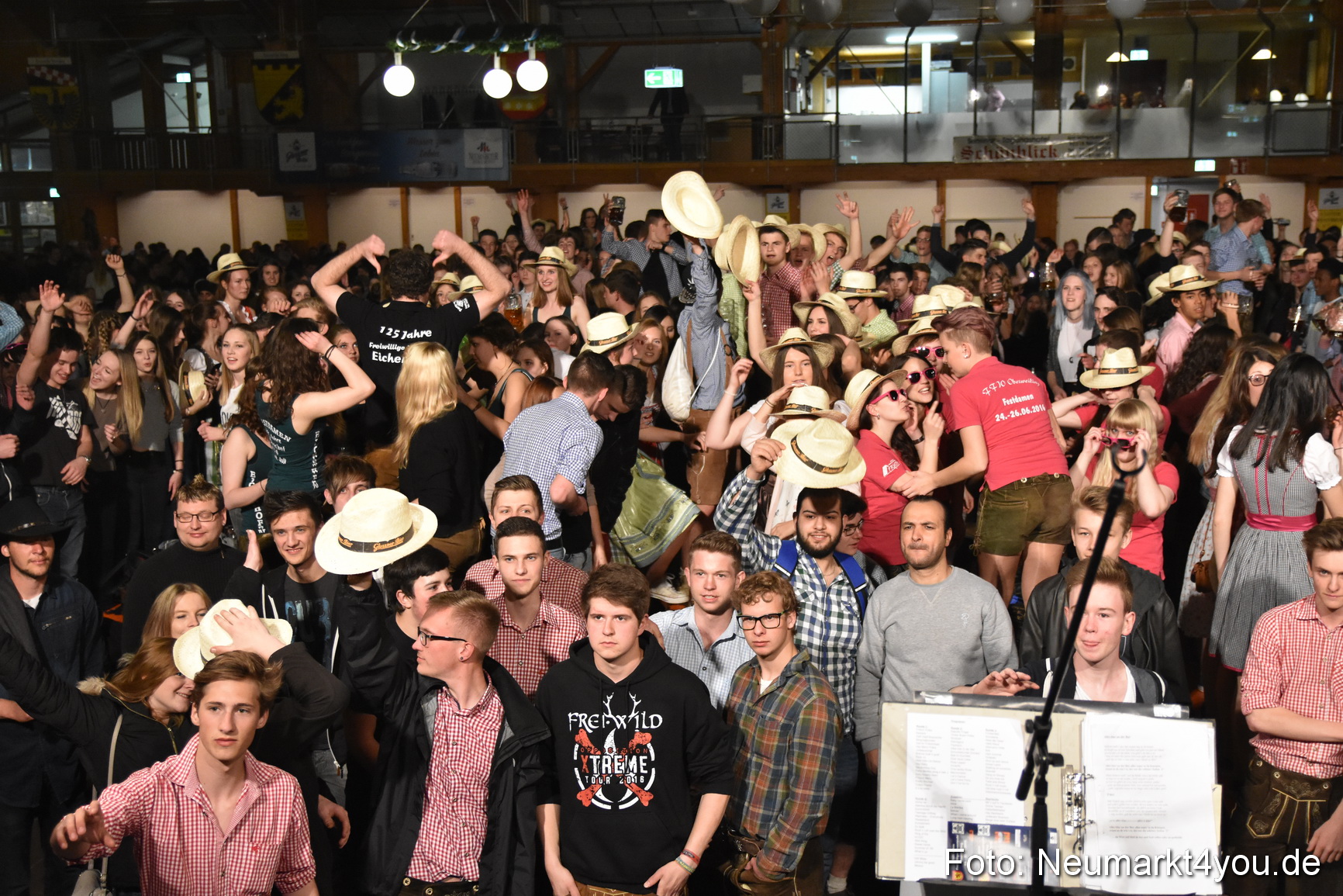 Frühlingsfest Neumarkt 2016 220416 0125