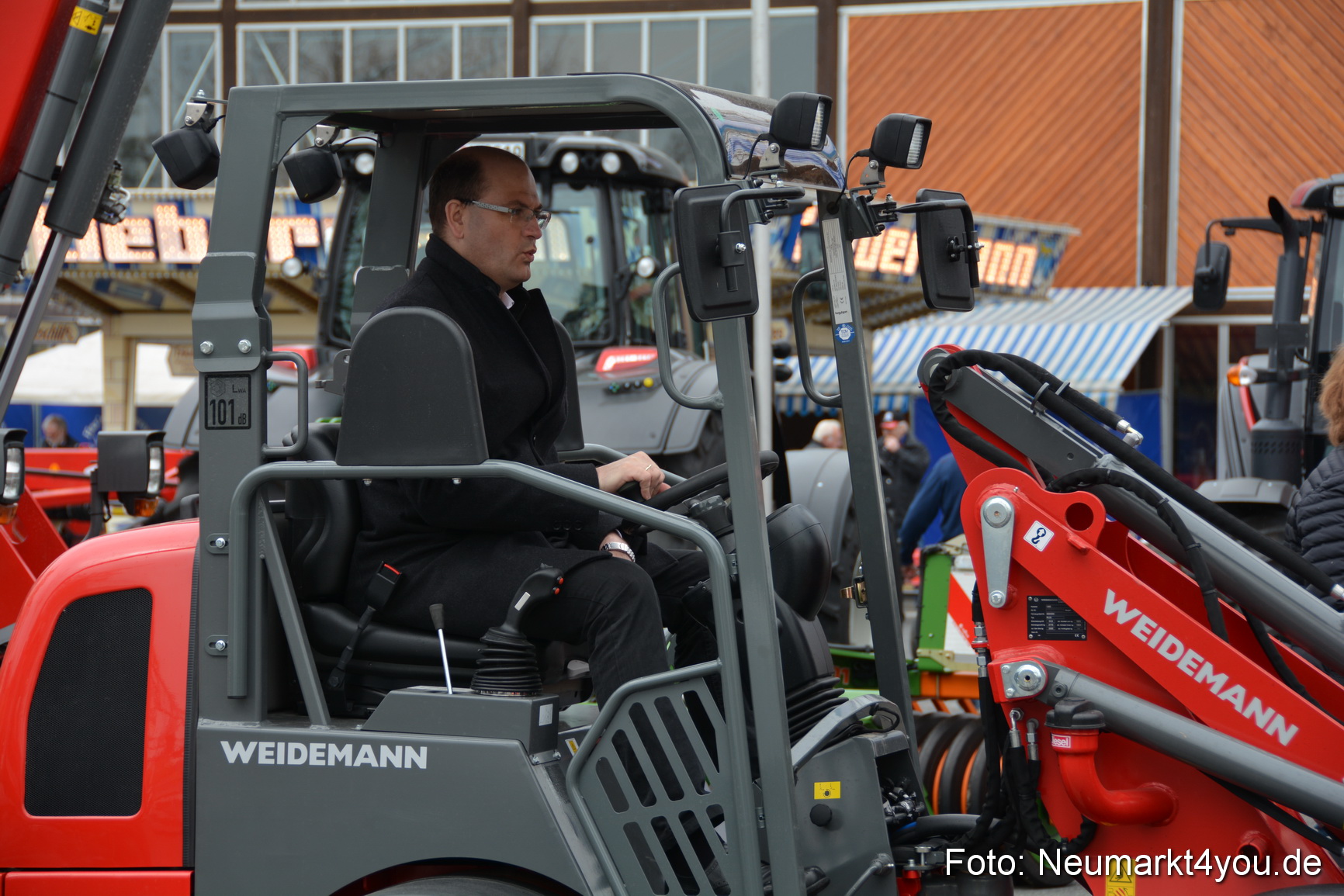 Frühlingsfest Ausstellung 2016 230416 0189