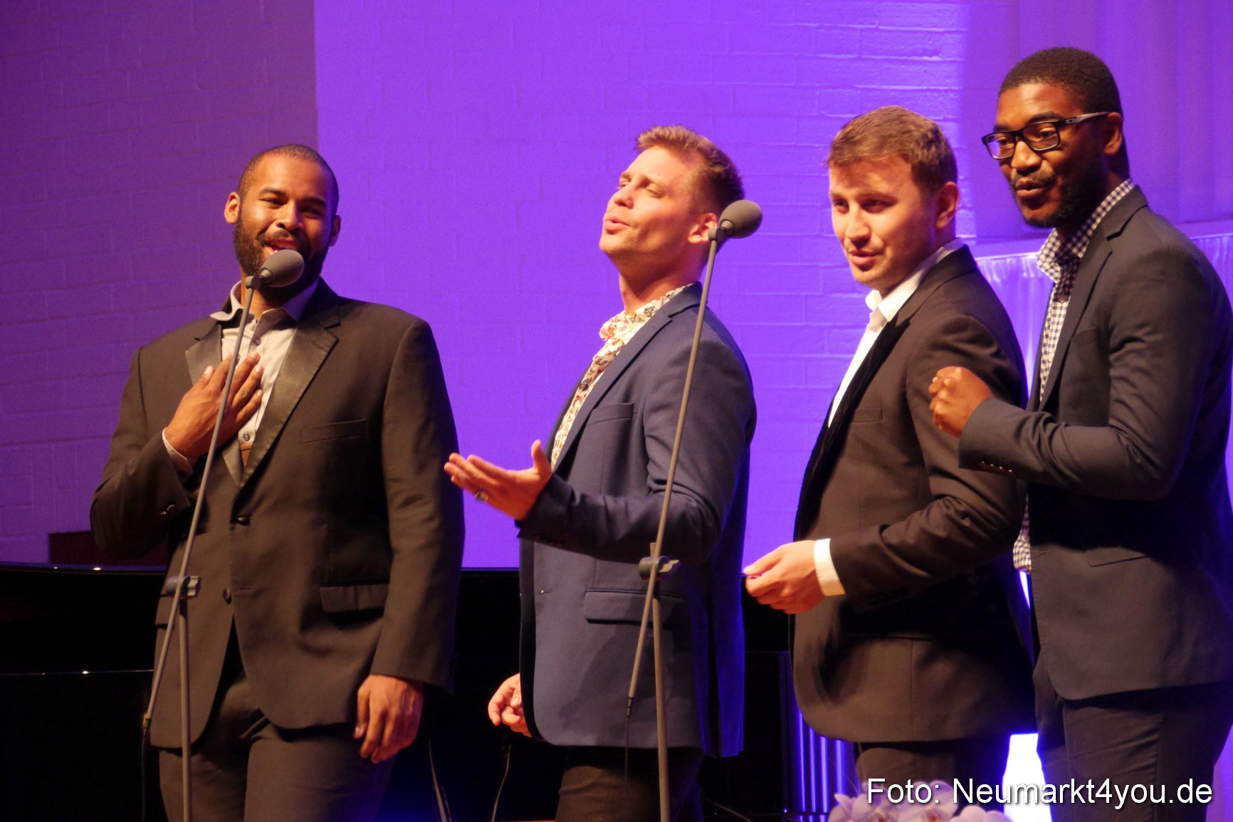 IMA Cabaret 110816 0045