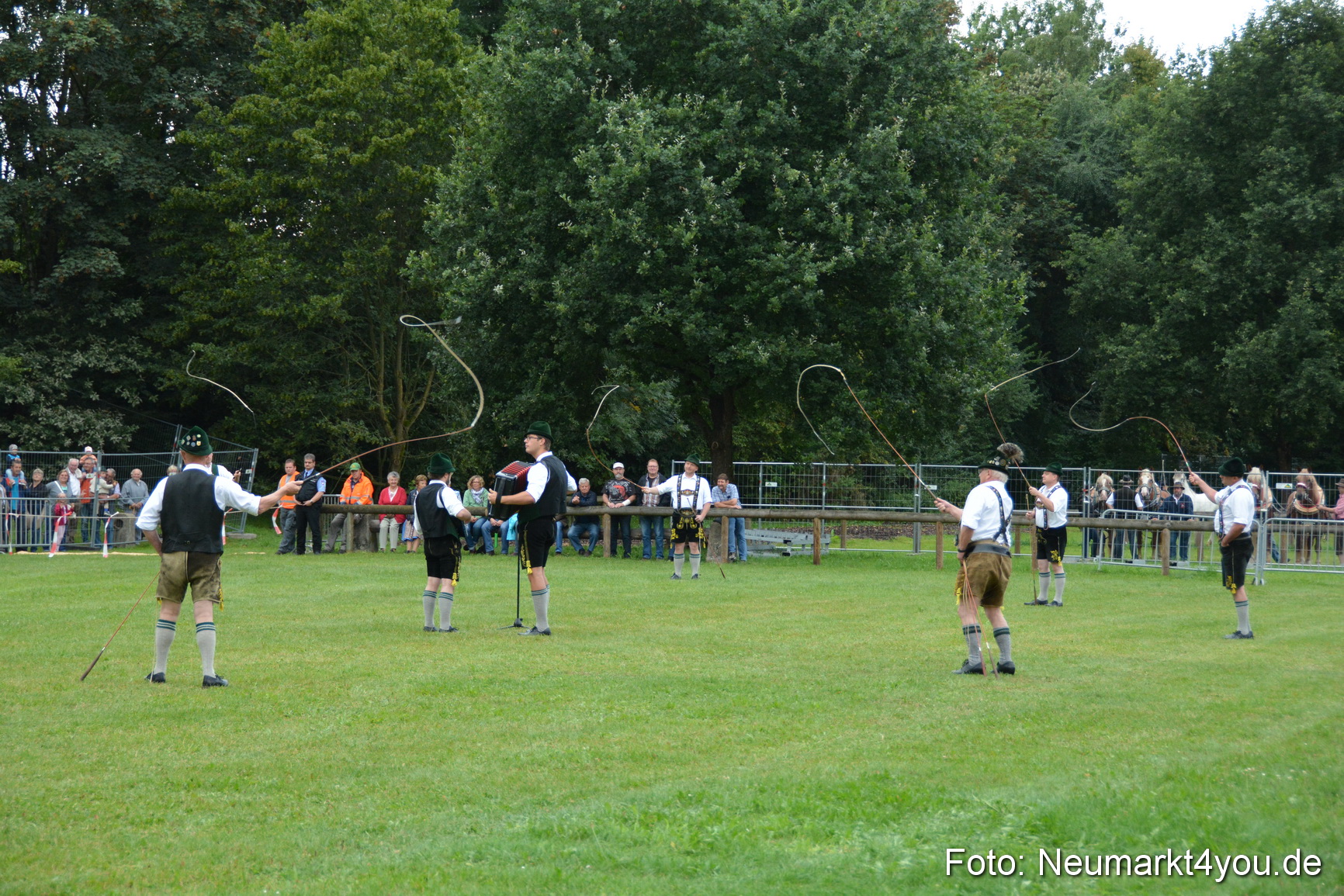JURA Volksfest Pferde  Und Fohlenschau 2016