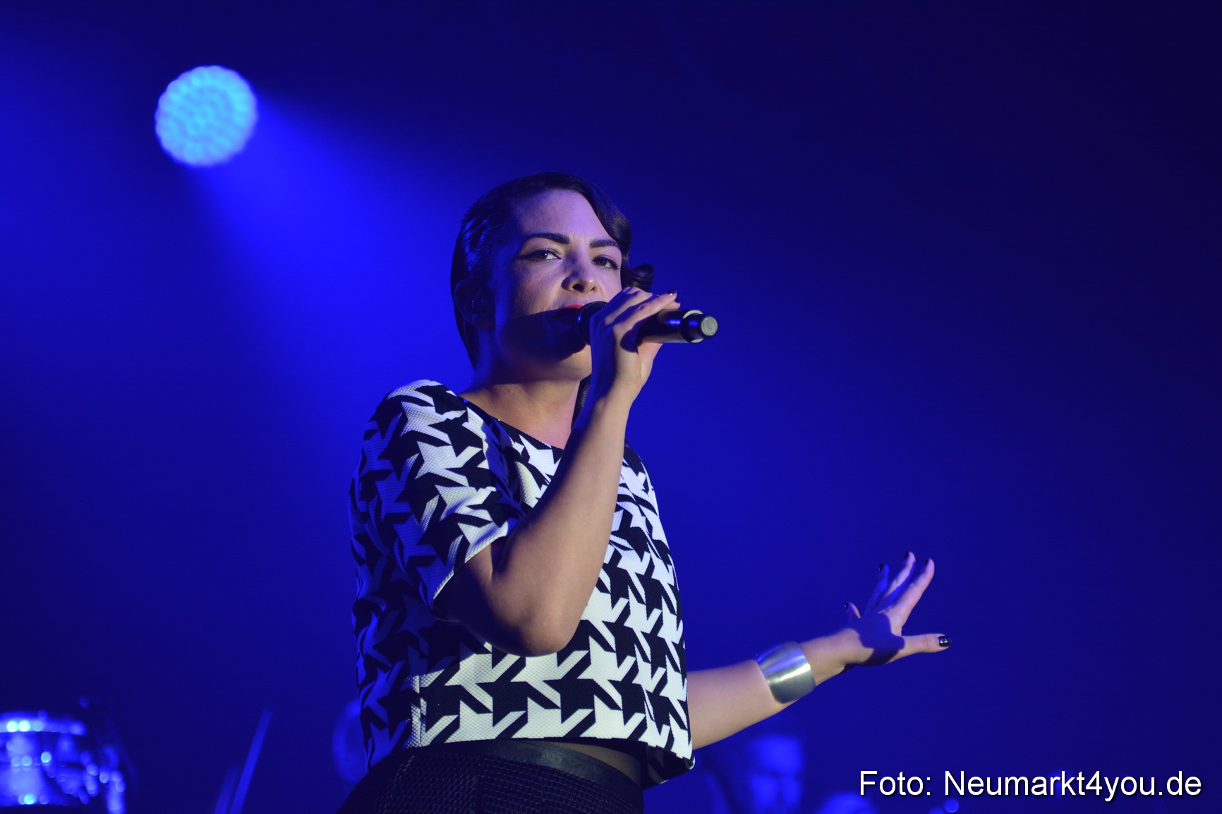 Caro Emerald Jazz Blues Open Wendelstein 300416 0005