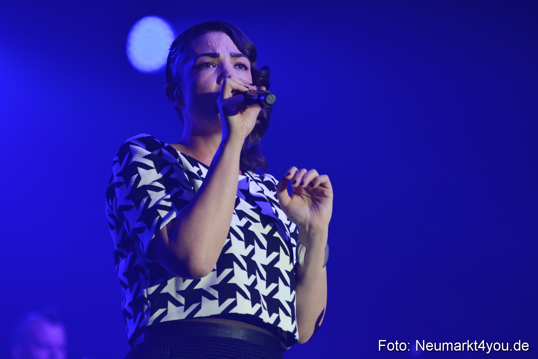 Caro Emerald Jazz Blues Open Wendelstein 300416 0015