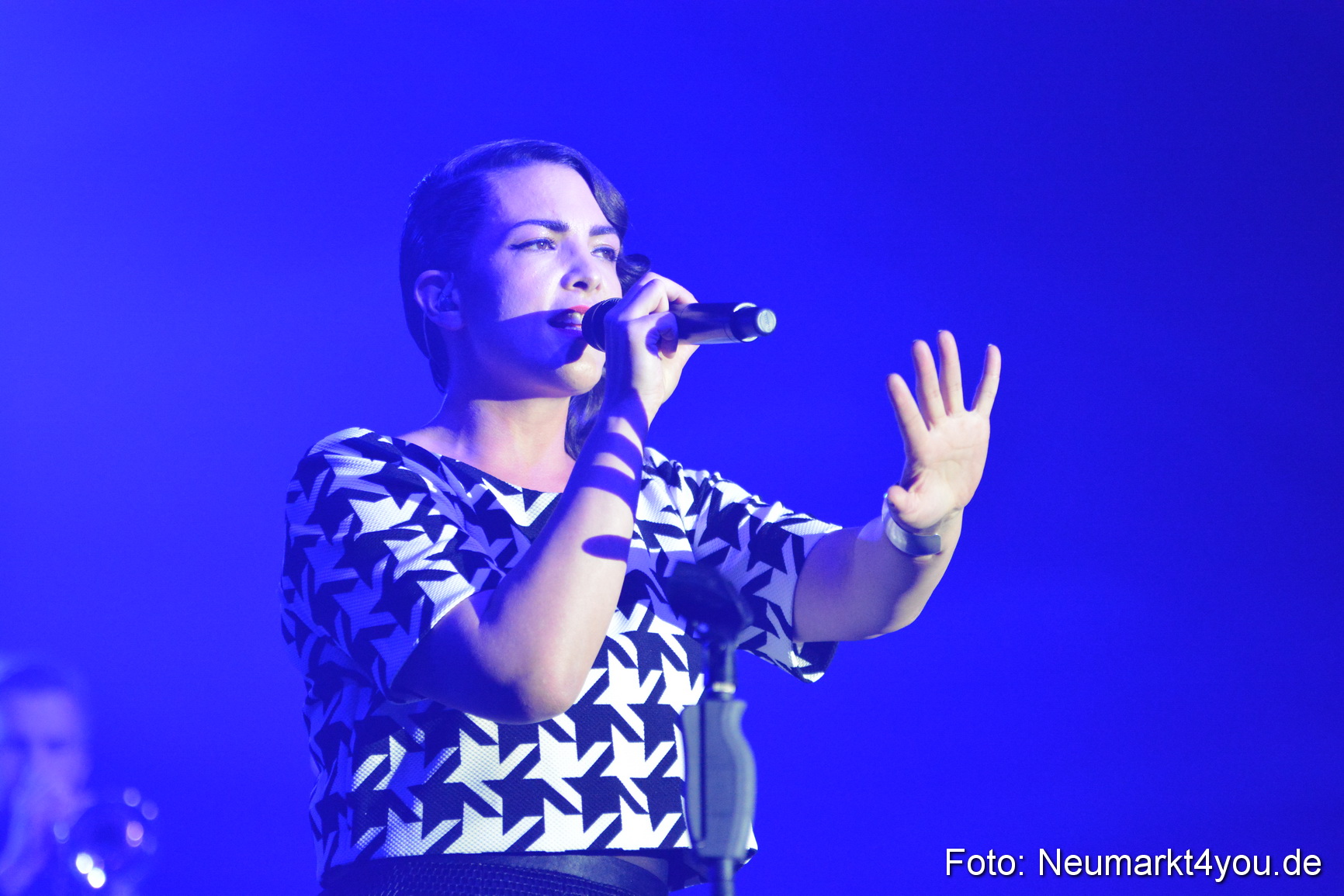 Caro Emerald Jazz Blues Open Wendelstein 300416 0020