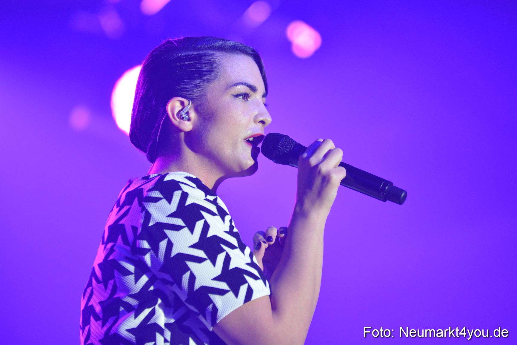 Caro Emerald Jazz Blues Open Wendelstein 300416 0024