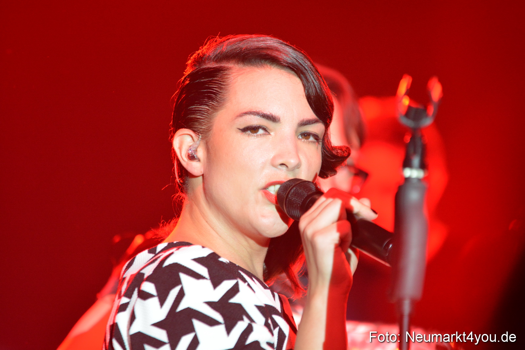 Caro Emerald Jazz Blues Open Wendelstein 300416 0075