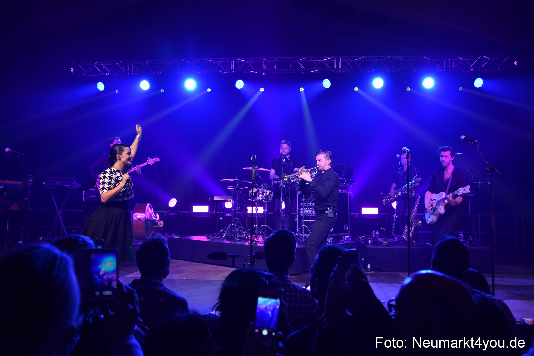 Caro Emerald Jazz Blues Open Wendelstein 300416 0082