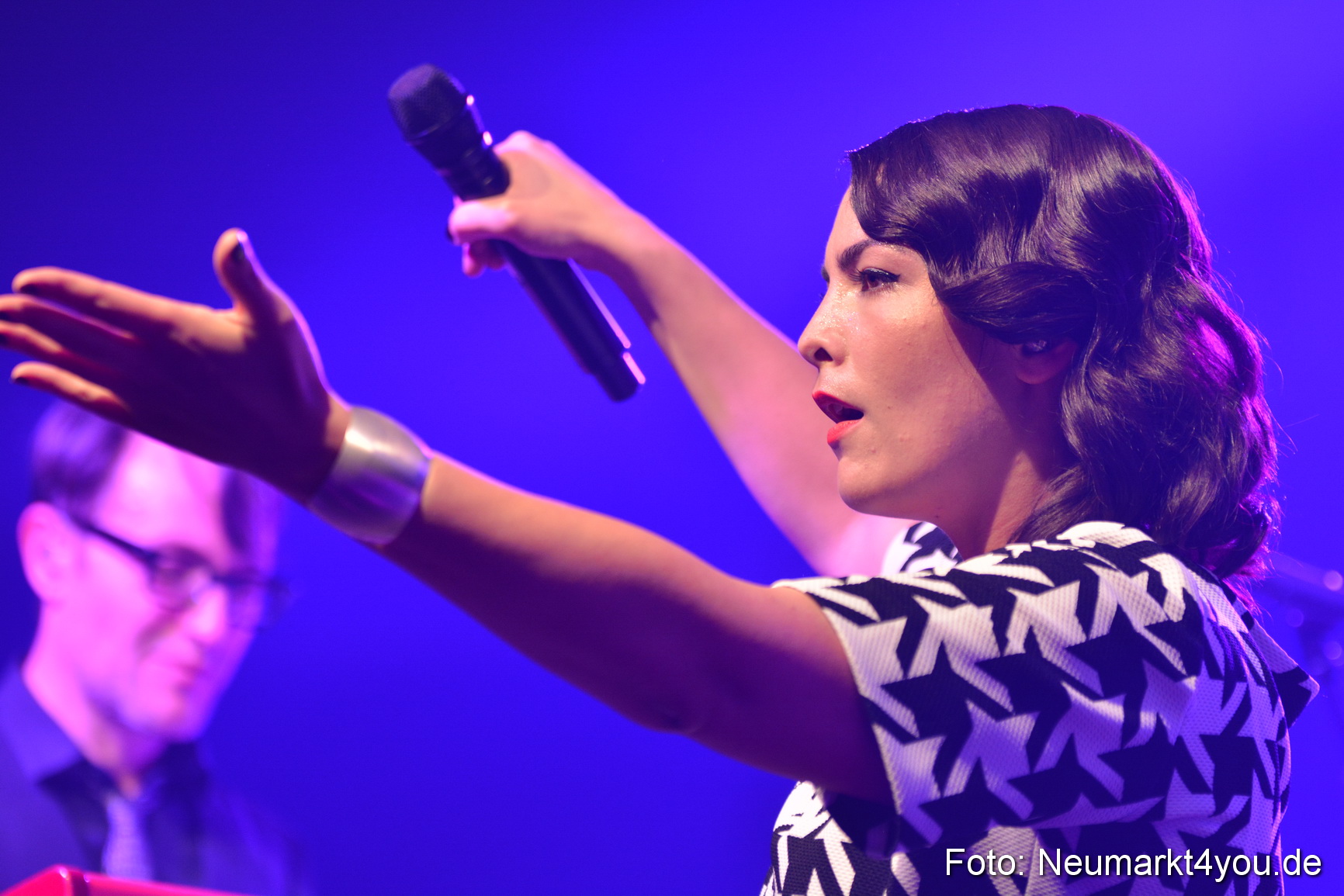 Caro Emerald Jazz Blues Open Wendelstein 300416 0085