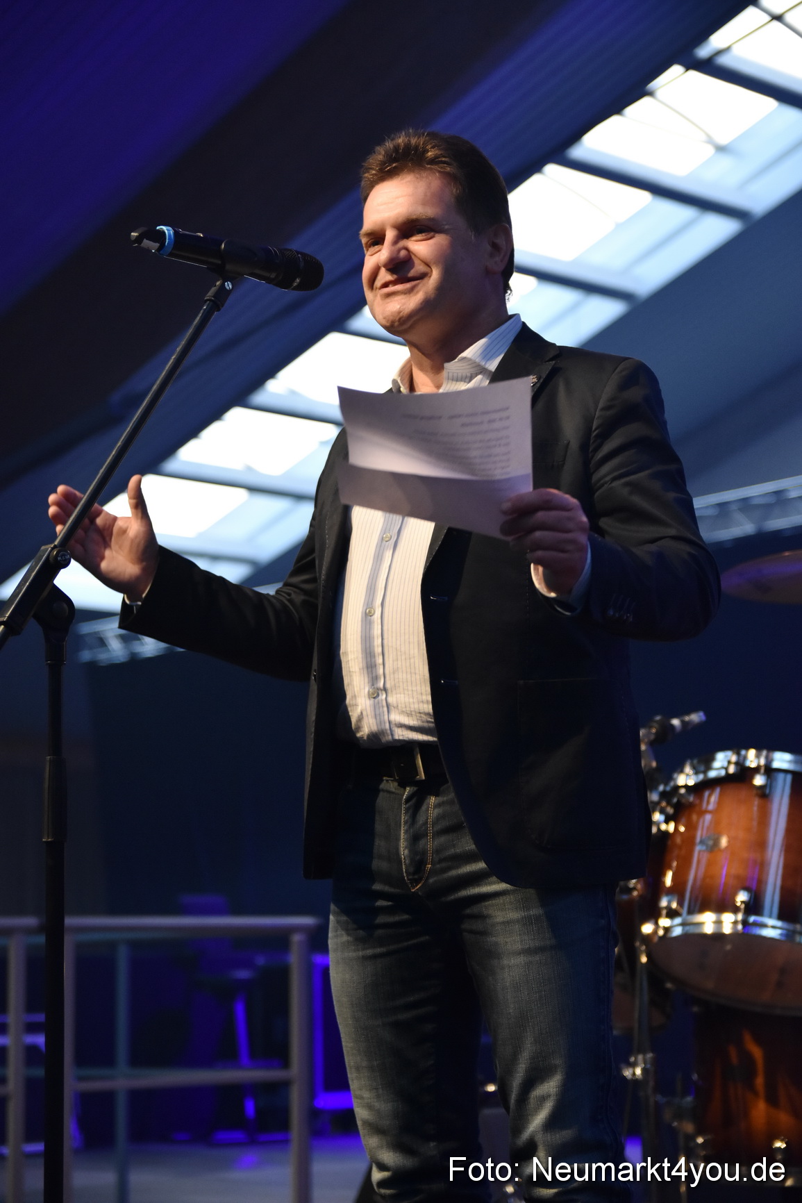 Simon Phillips 020516 0001