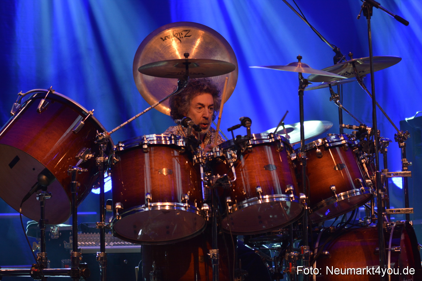 Simon Phillips 020516 0028