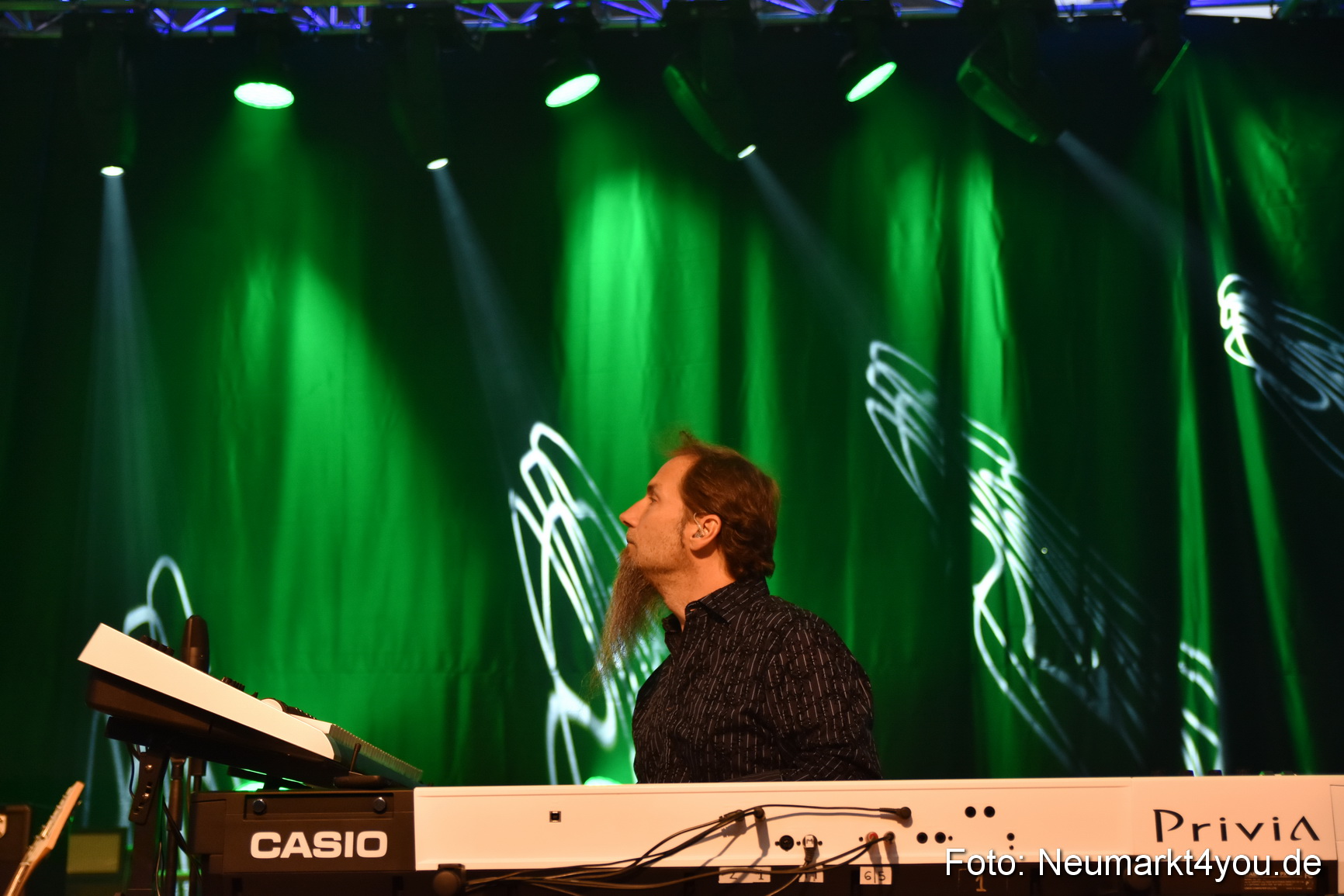 Simon Phillips 020516 0033