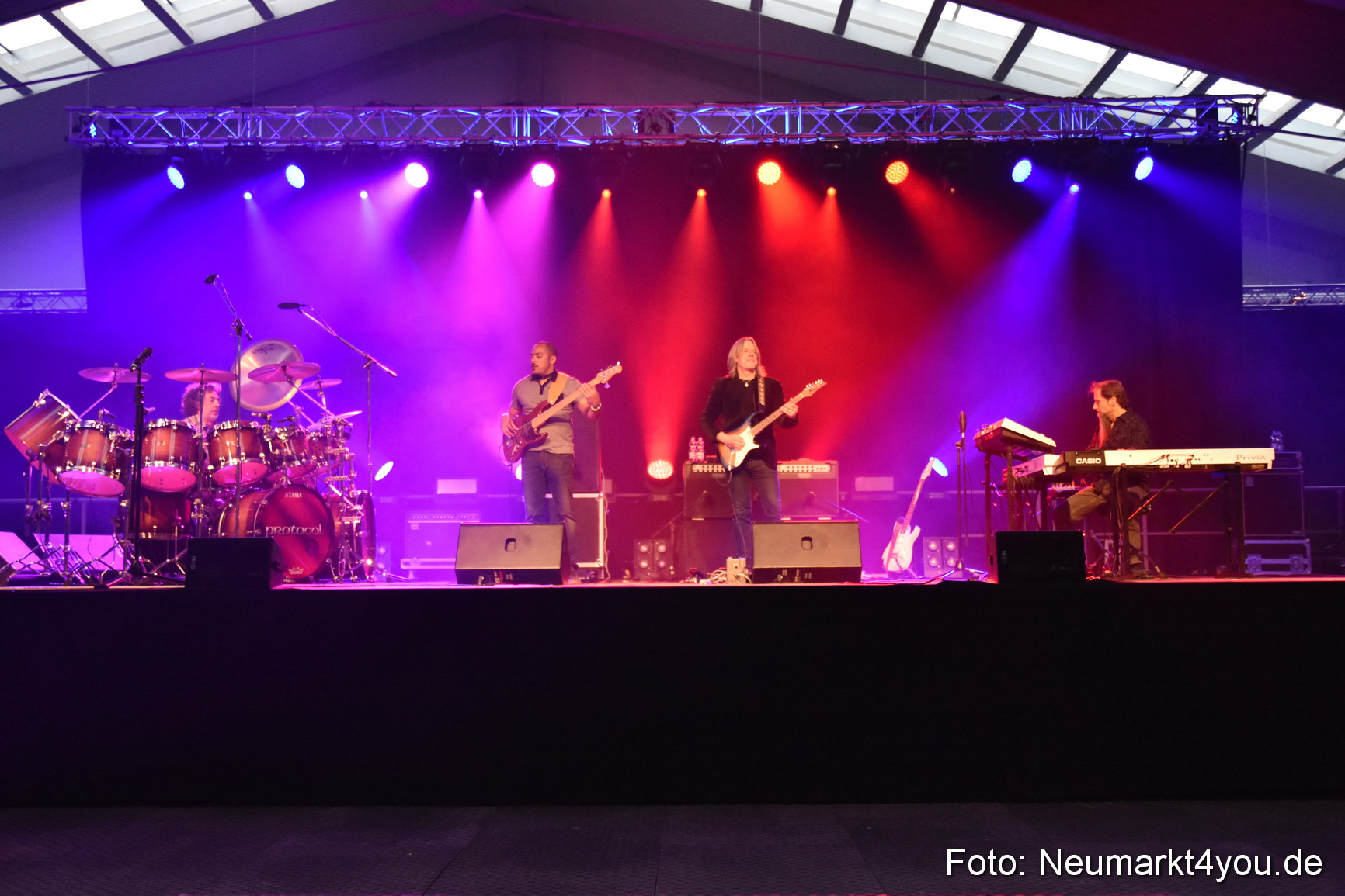 Simon Phillips 020516 0047