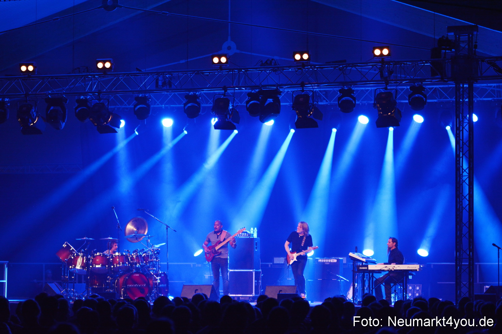 Simon Phillips 020516 0059