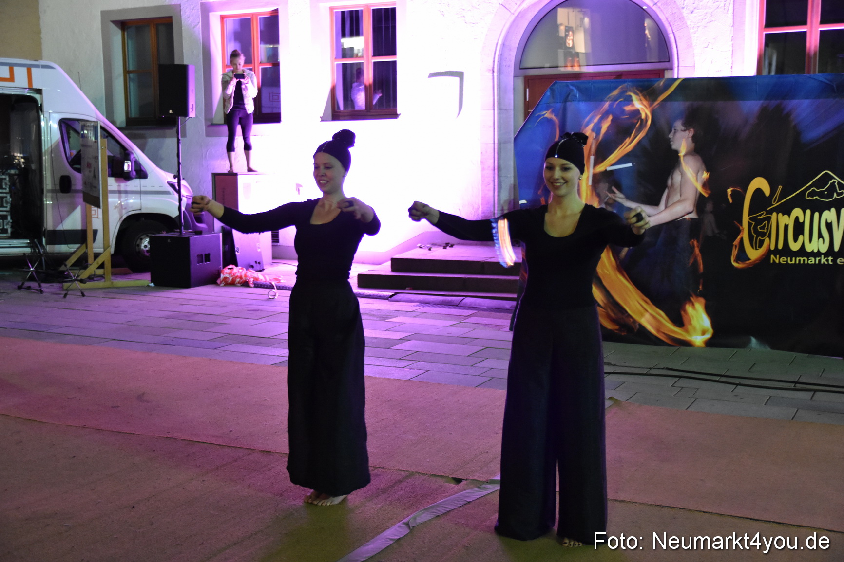 Nacht Der Sinne Feuershow Rathausplatz 2016