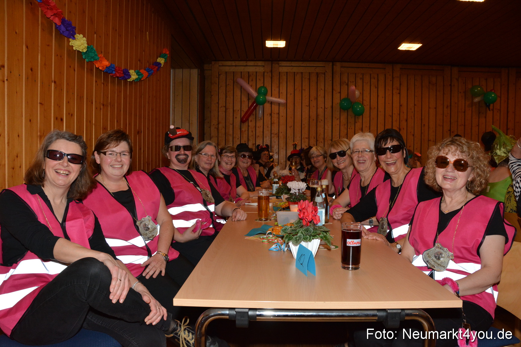 Weiberfasching in Neumarkt 040216 0012