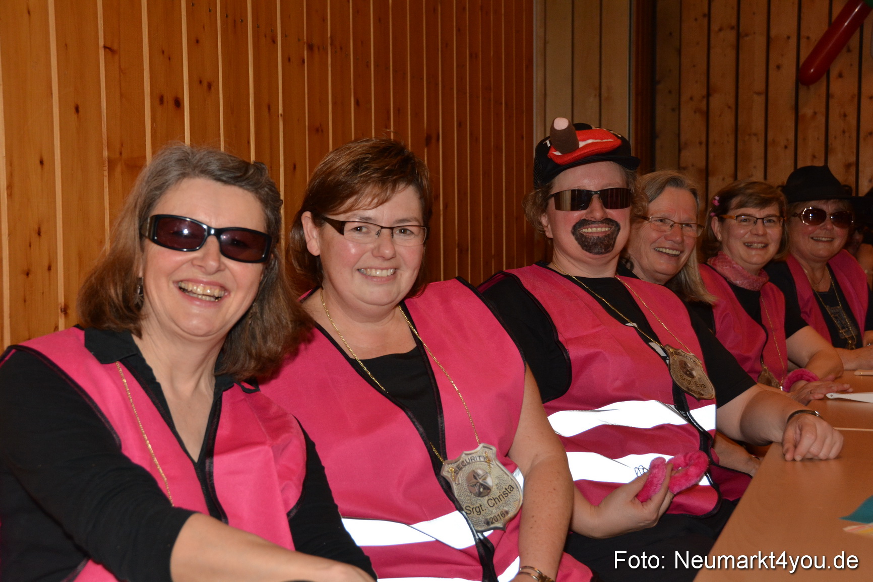 Weiberfasching in Neumarkt 040216 0013
