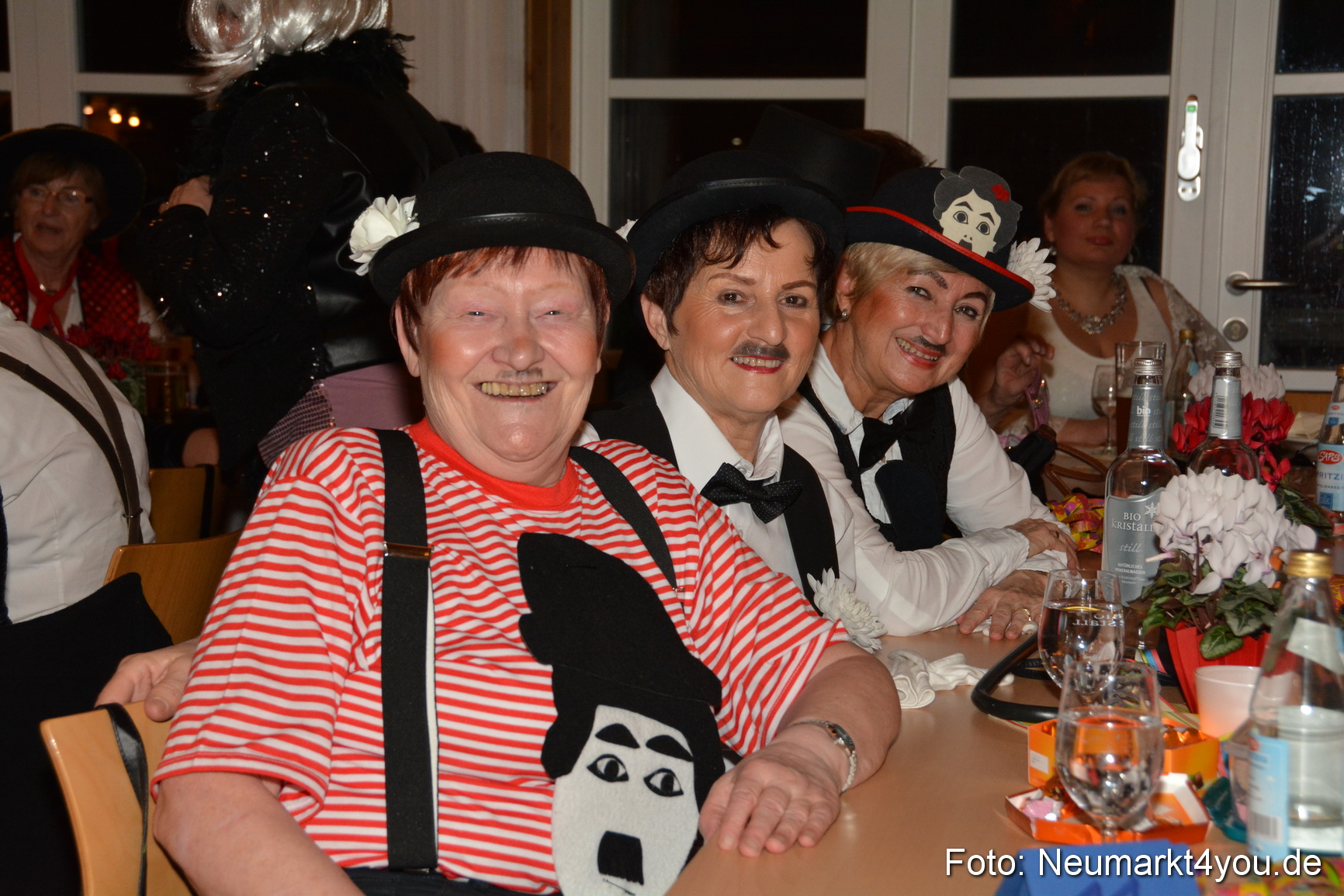 Weiberfasching in Neumarkt 040216 0016