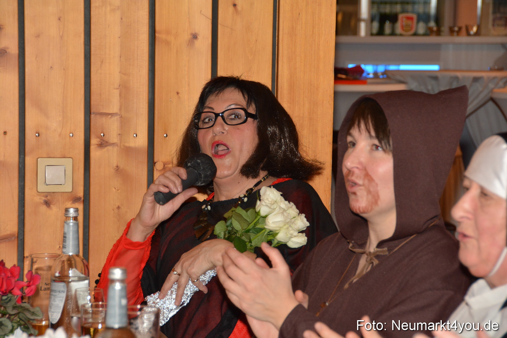 Weiberfasching in Neumarkt 040216 0031
