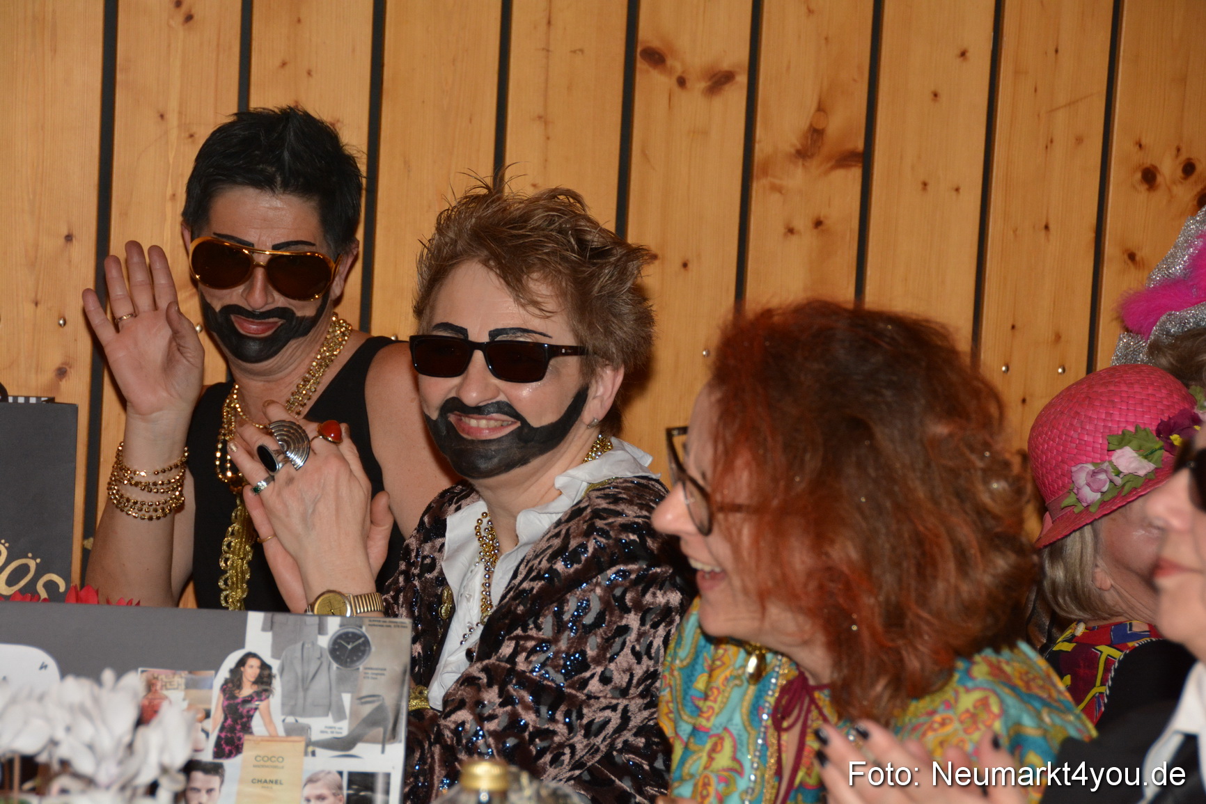 Weiberfasching in Neumarkt 040216 0035