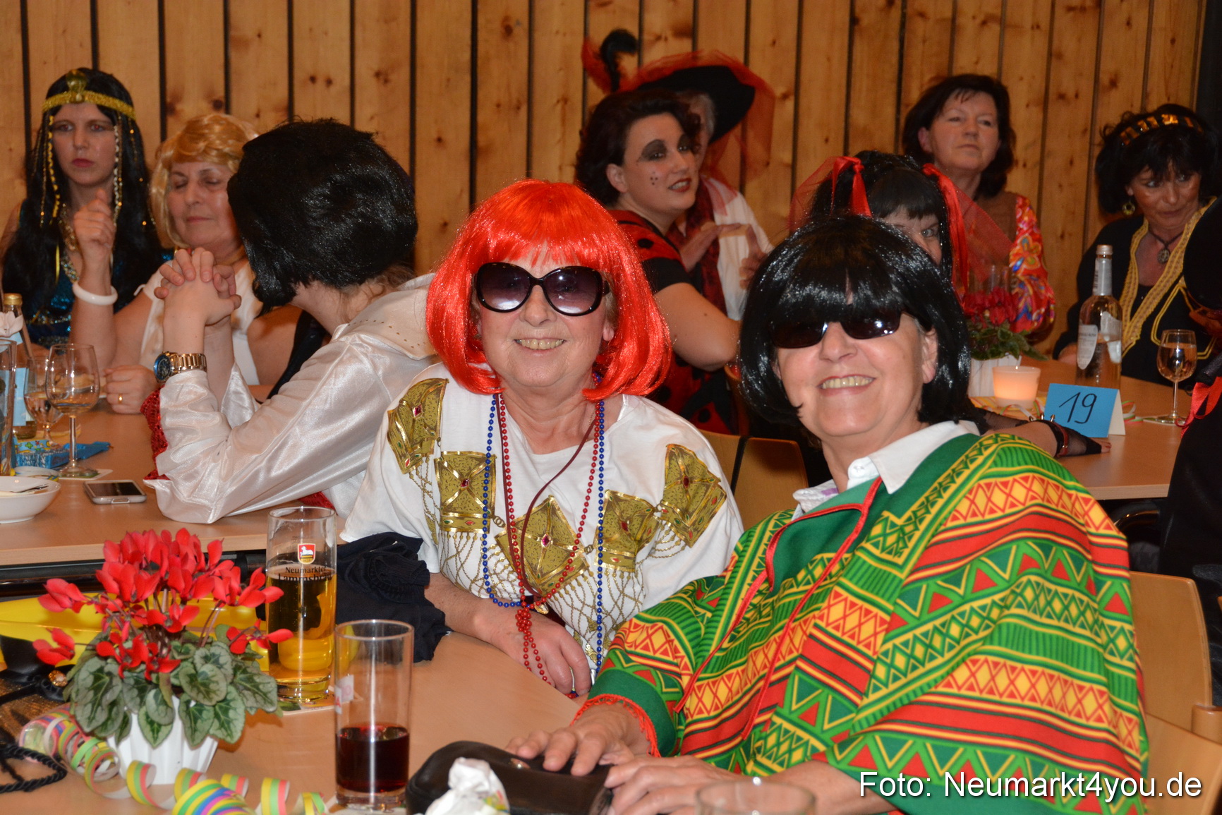 Weiberfasching in Neumarkt 040216 0037