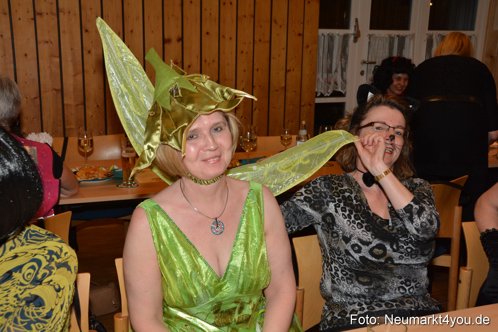 Weiberfasching in Neumarkt 040216 0039