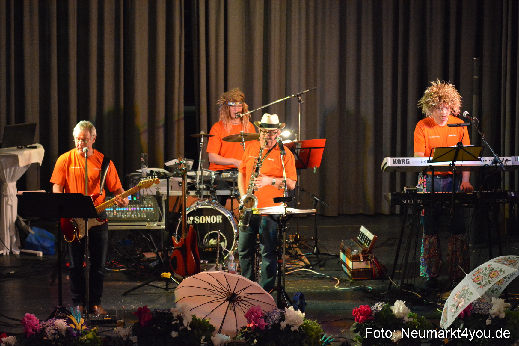 Weiberfasching in Neumarkt 040216 0043