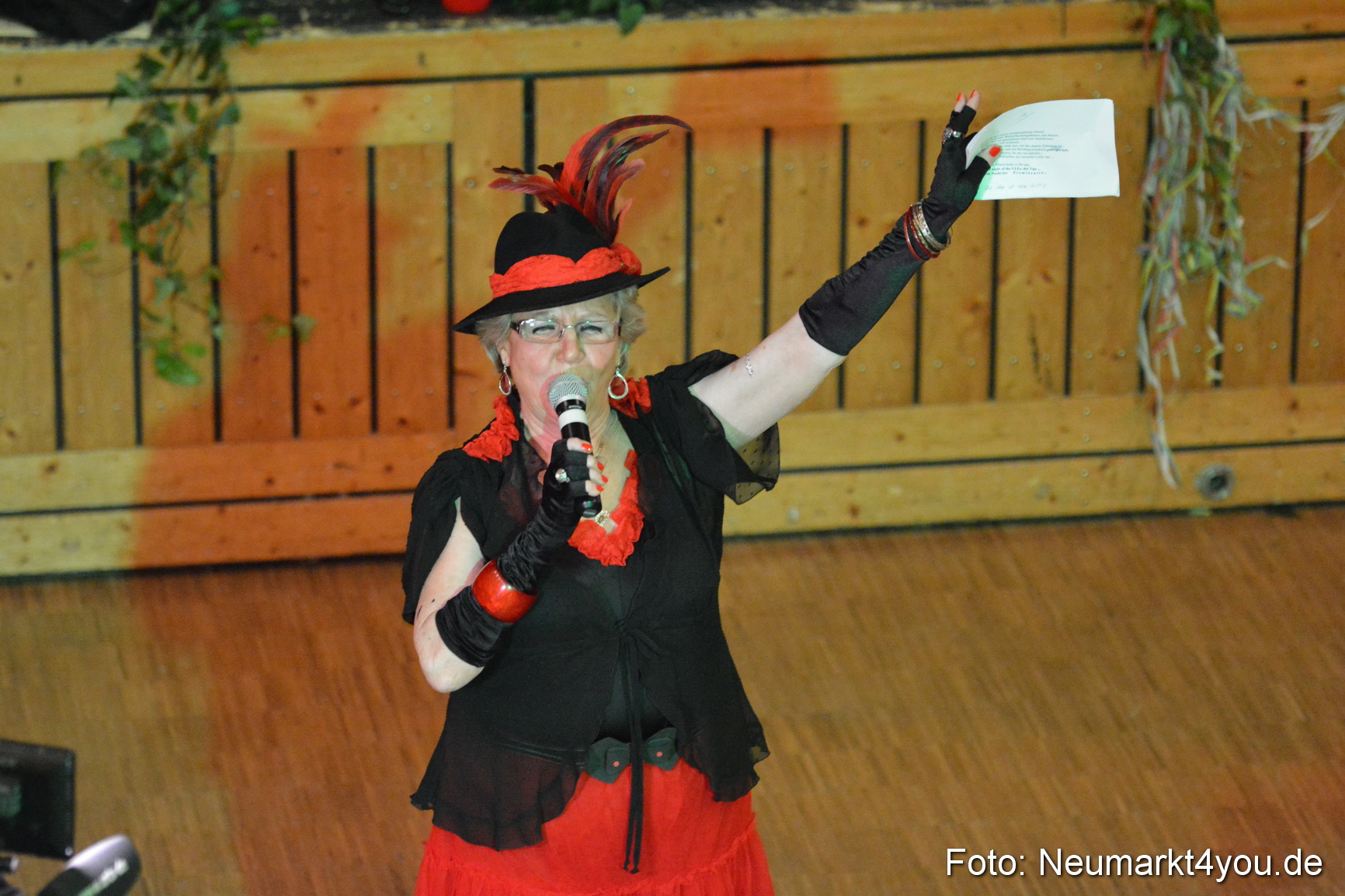 Weiberfasching in Neumarkt 040216 0047
