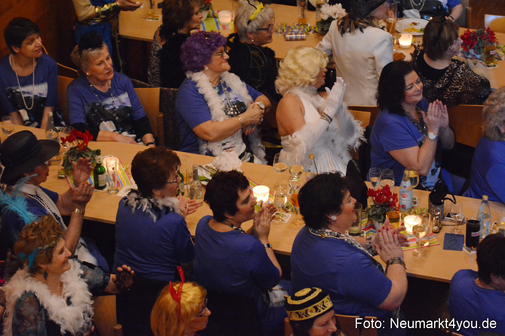 Weiberfasching in Neumarkt 040216 0051