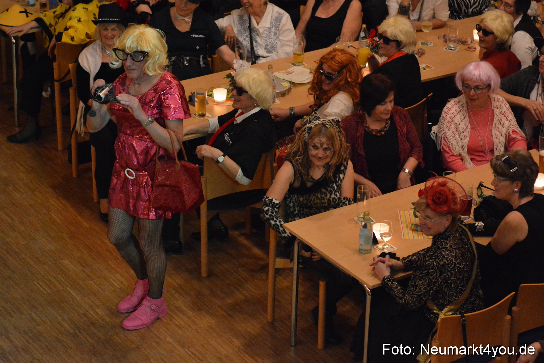 Weiberfasching in Neumarkt 040216 0052