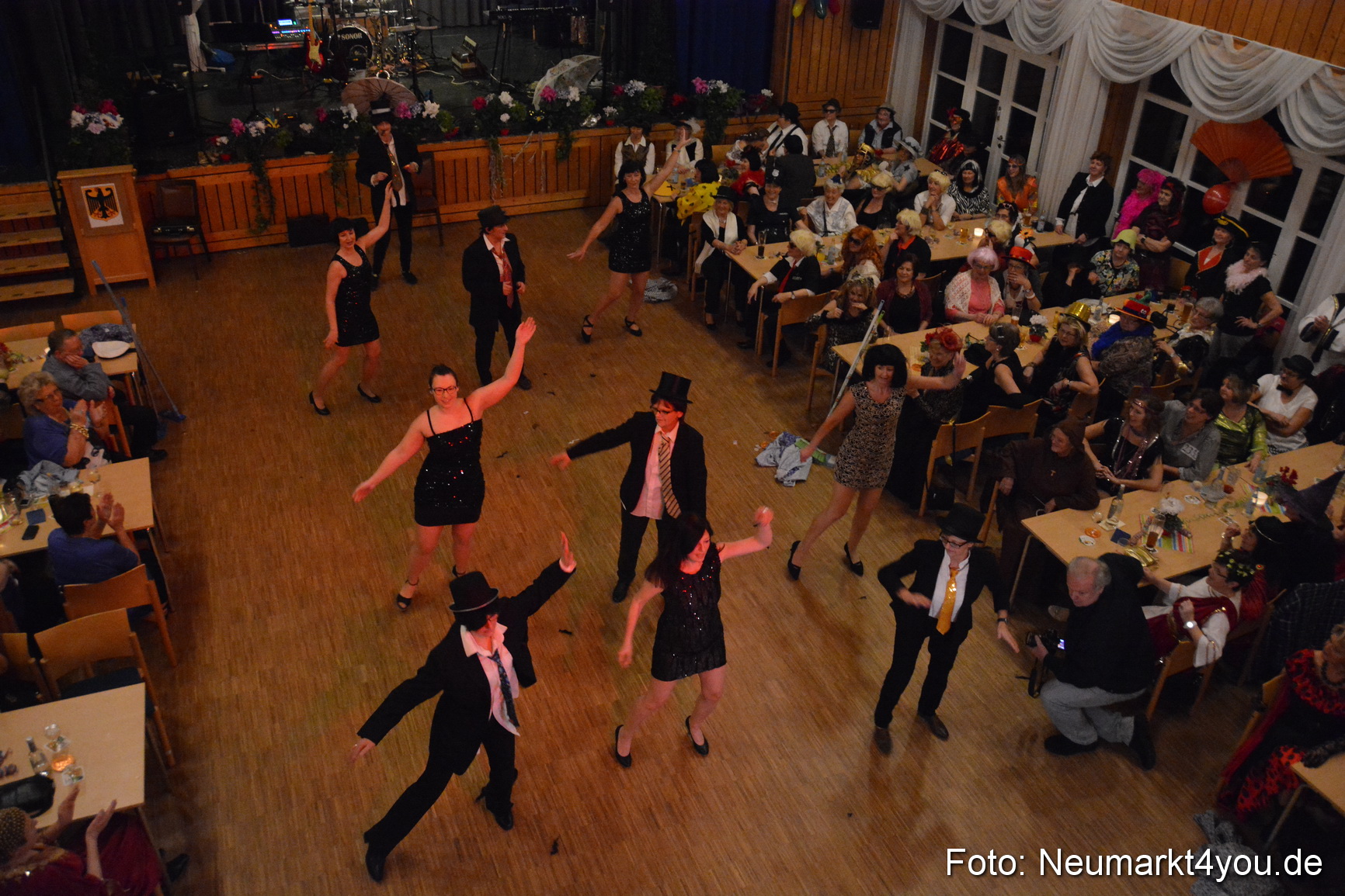 Weiberfasching in Neumarkt 040216 0066